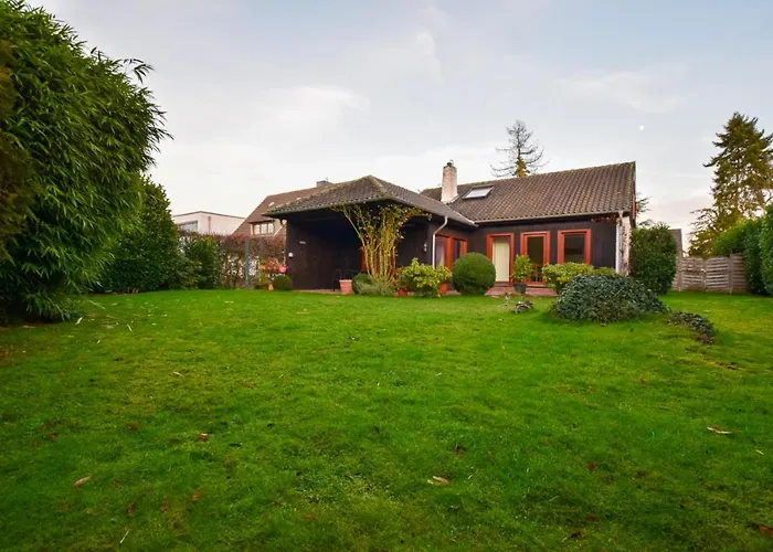 Raj Living - 6 Room Villa With Garden - 15 Min Messe Dus & Airport Dus