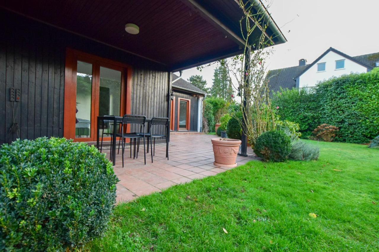 Raj Living - 6 With Garden - 15 Min Messe Dus & Airport Dus Apartment Meerbusch
